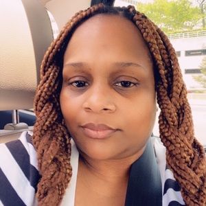 Meet your Posher, Valerie